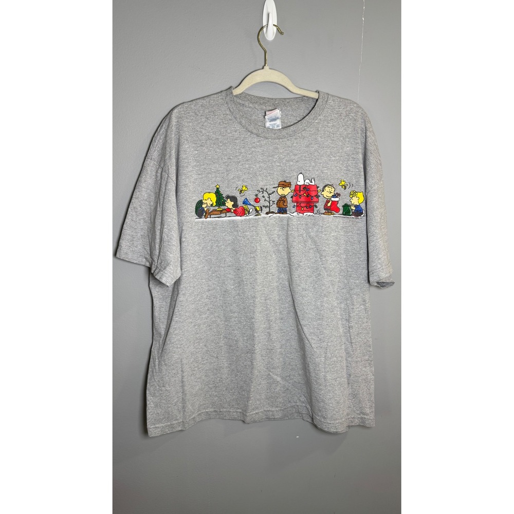 Peanuts by Schulz Christmas Graphic T-Shirt Mens 2XL Gray Snoopy Charlie Brown